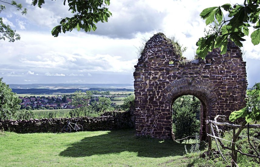 Bild: Blick von der Ebersburg in die Region