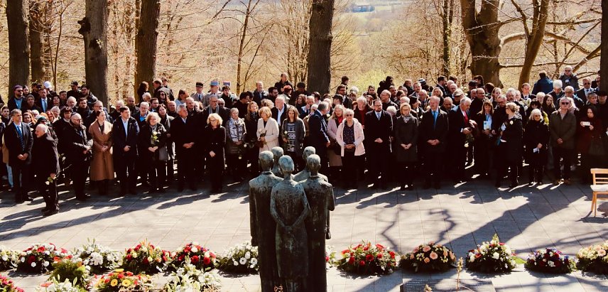 Bild: Gedenken zum 80. Jahrestag der Befreiung des KZ Mittelbau-Dora