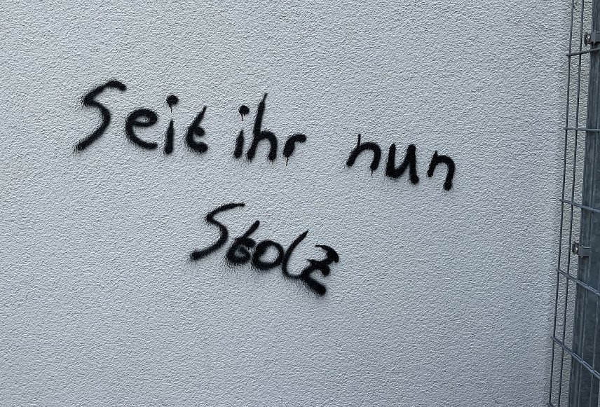Bild: Schmiererei an der REWE-Kaufhalle