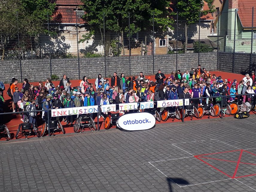 Bild: Gelebte Inklusion beim Sportfest der THEPRA-Schulen in Bad Langensalza