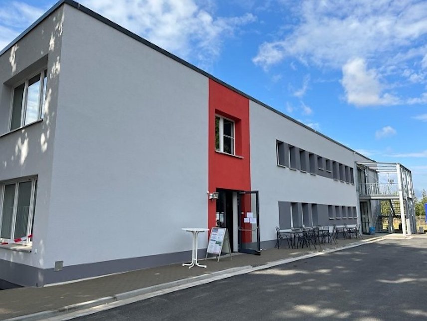 Bild: Bibliothek in Ro&szlig;leben