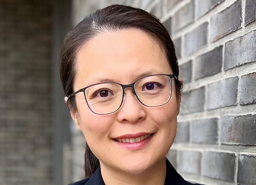 Bild: Prof. Dr.-Ing. Jiayi Wang, Professorin f&uuml;r Elektrotechnik/Leistungselektronik an der Hochschule Nordhausen, leitet das Forschungsprojekt KIMobil zur KI-gest&uuml;tzten Regelung von BLDC-Motoren f&uuml;r Mobilit&auml;tshilfen.