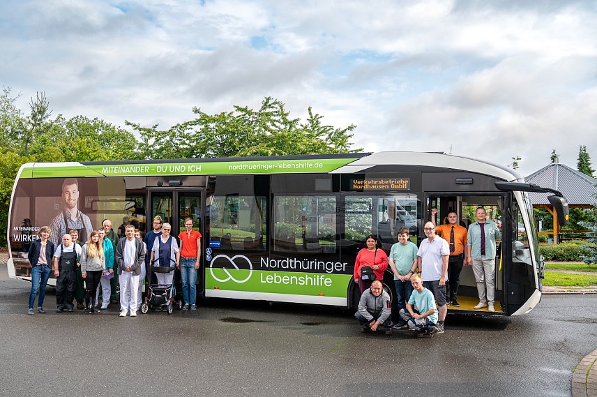 Bild: Neue Farben und Gestaltung auf dem Bus