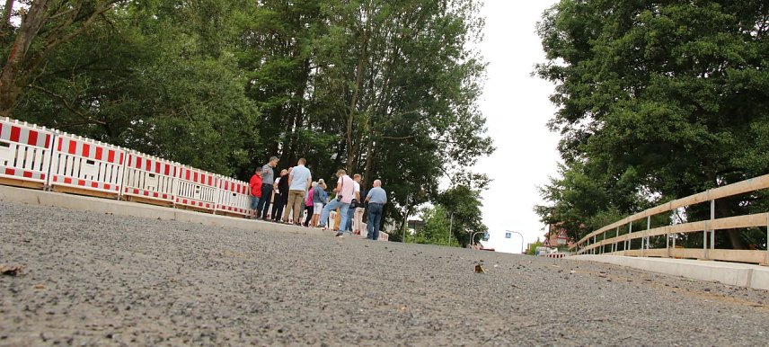 Bild: Die Zorgebr&uuml;cke in Krimderode soll kommende Woche freigegeben werden