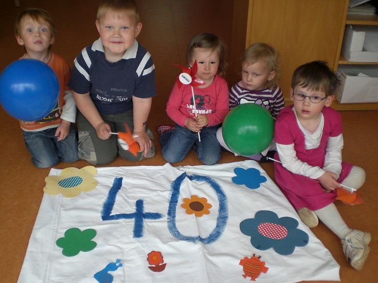 Bild: 40 Jahre Kinderbetreuung