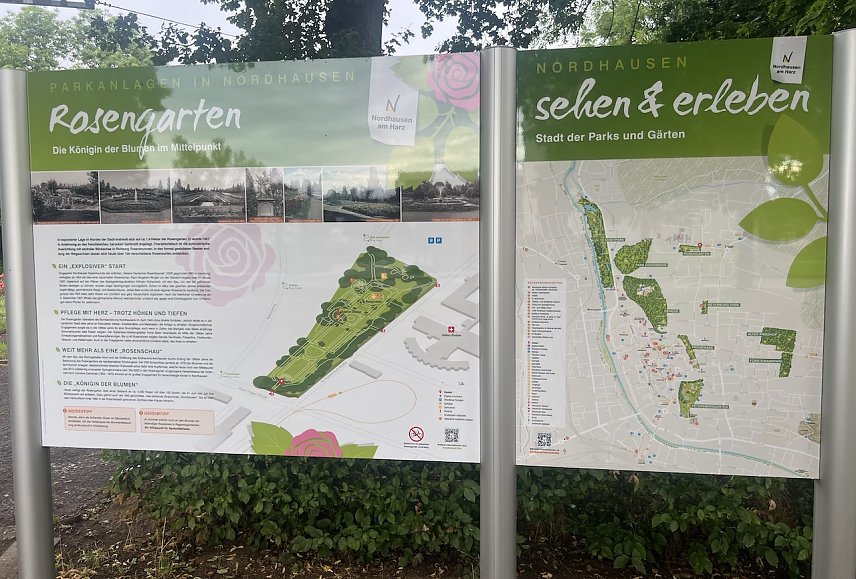 Bild: Kritisierte Infotafel am Nordh&auml;user Rosengarten