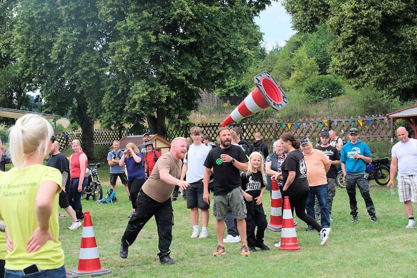 Bild: Spiel und Spa&szlig; beim Simson-Treffen