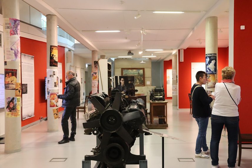 Bild: Sonderausstellung in der Flohburg