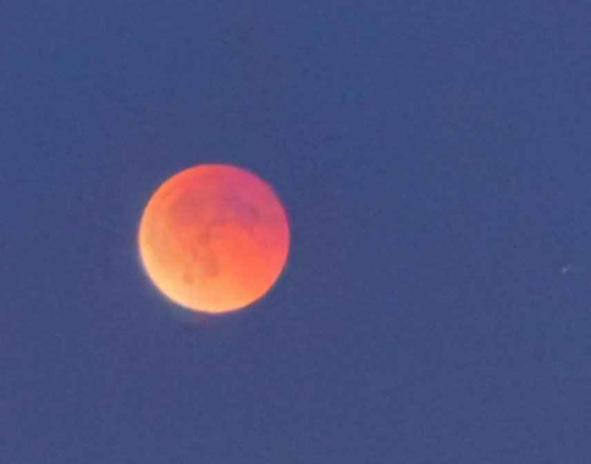 Bild: Blutmond &uuml;ber Nordhausen