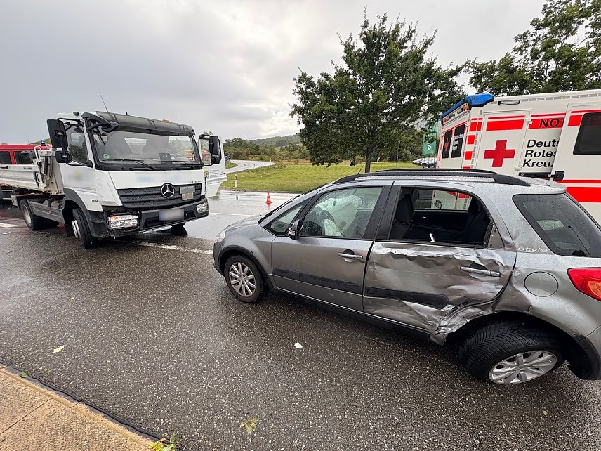 Bild: Unfall in der Schachtstrasse in Sondershausen (Richtung Gro&szlig;furra)