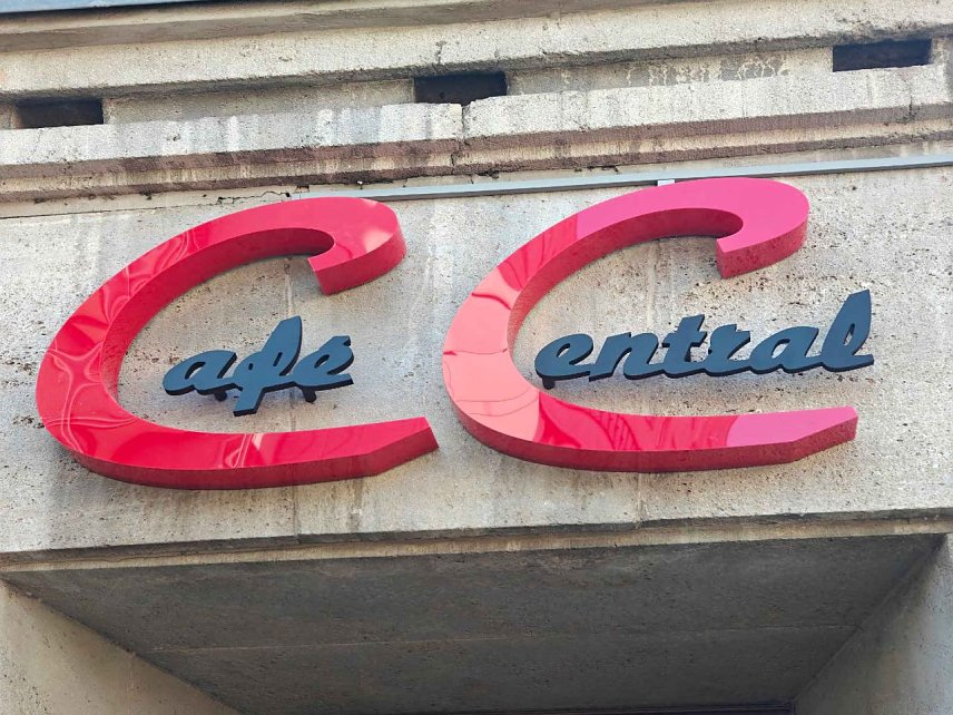 Bild: Das "CC" ist zur&uuml;ck und pr&auml;sentiert sich nun auff&auml;llig in Rot