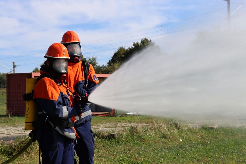 Bild: Die Jugendfeuerwehr Heilbad Heiligenstadt nahm am Berufsfeuerwehrtag teil