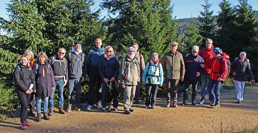 Bild: Harzklub-Wanderfreunde auf dem Brocken