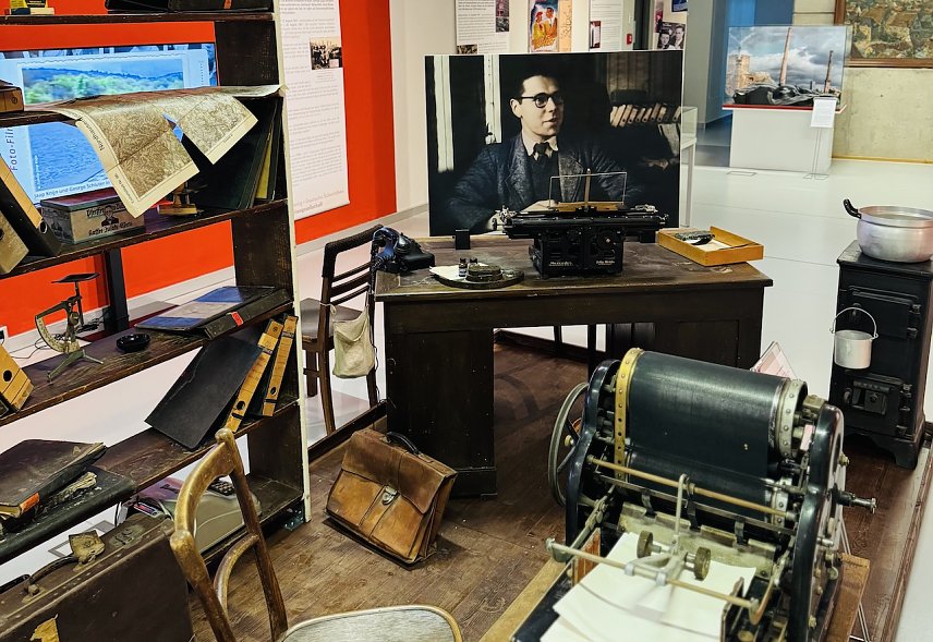 Bild: Sonderausstellung "Dienstverpflichtet" in der Flohburg