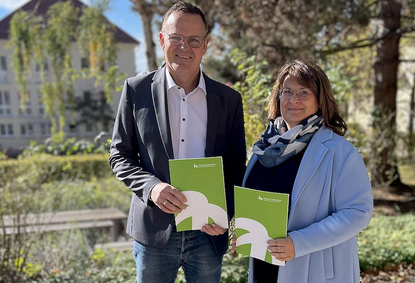 Bild: Gemeinsam f&uuml;r die Fachkr&auml;ftesicherung: Hochschule Nordhausen und Stadtwerke Sondershausen besiegeln ihre Zusammenarbeit