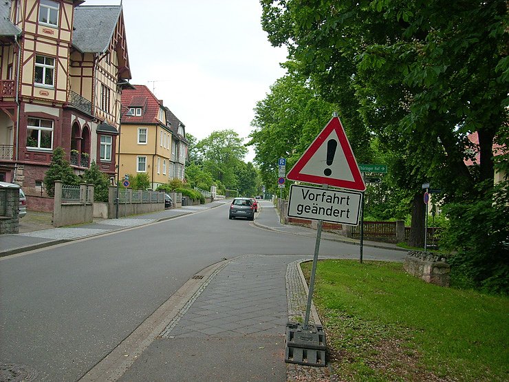 Bild: Vorfahrts&auml;nderung Gartenstra&szlig;e