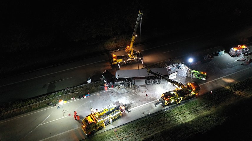 Bild: Luftaufnahme vom Unfallort gestern Nacht