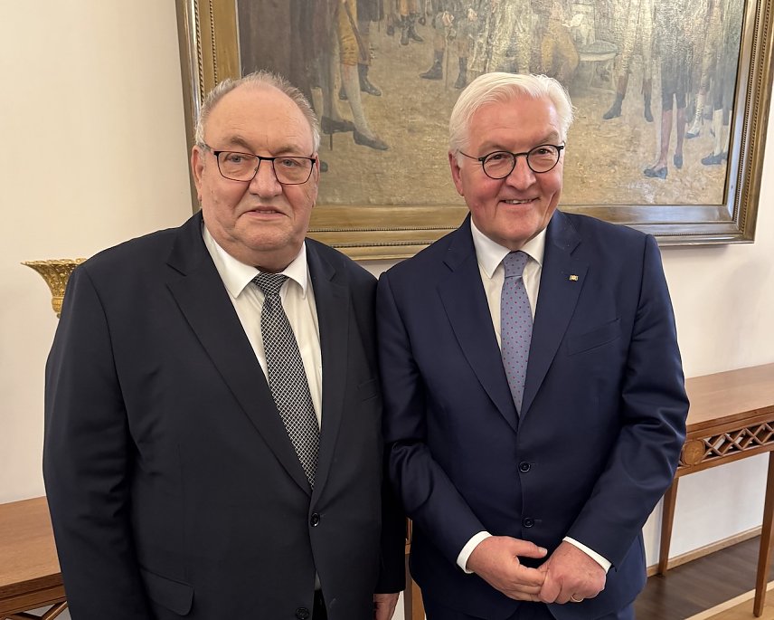 Bild: Egon Primas beim Bundespr&auml;sidenten