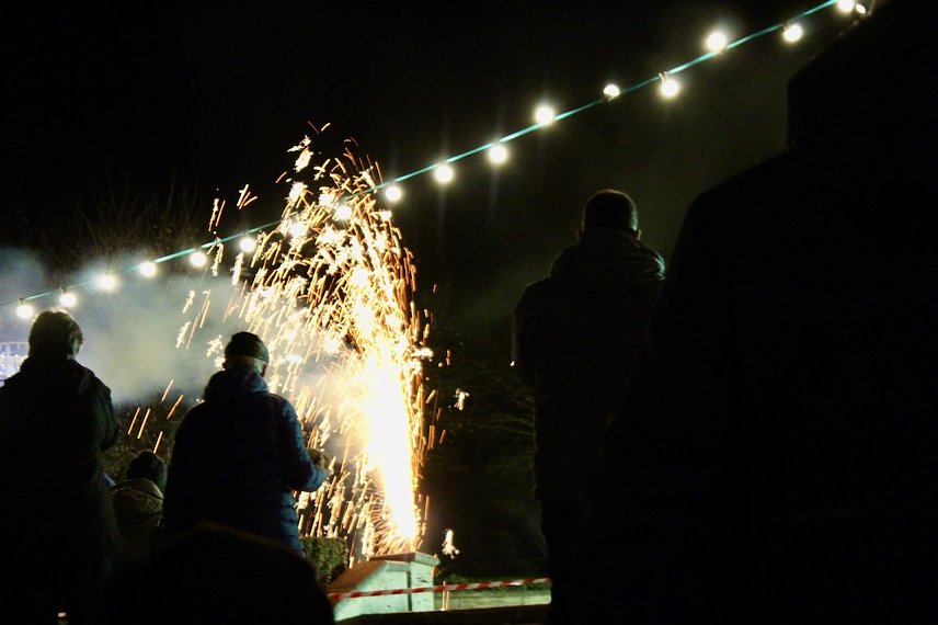 Bild: Er&ouml;ffnungsparty der Eisbahn in Bad Langensalza
