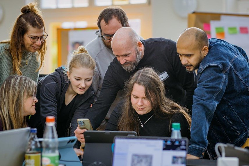 Bild: Teamarbeit beim Hikeathon
