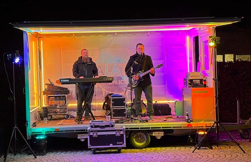 Bild: "BaLaTon" im weihnachtlichem Ambiente mit Projekt R im Schl&ouml;sschenpark in Bad Langensalza