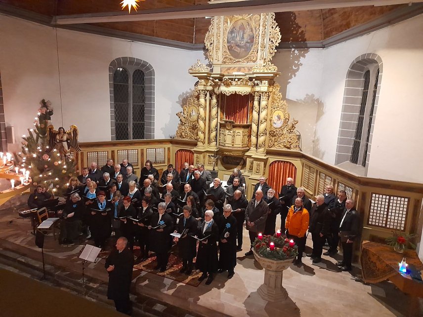 Bild: Chorkonzert in St. Georg in Neustadt