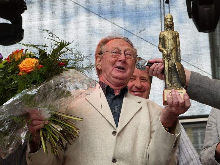 Bild: Richard M&uuml;ller mit Goldenem Roland
