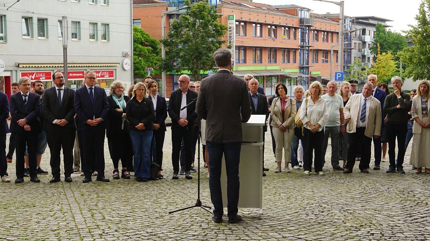 Bild: Die Gedenkveranstaltung fand erstmals in Nordhausen statt. OB Buchmann, erw&auml;hnte in seiner Rede, dass es in bislang keinen Gedenkort f&uuml;r den 17. Juni gibt. 