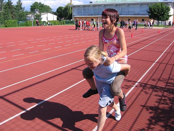Bild: Sportlich in die Ferien