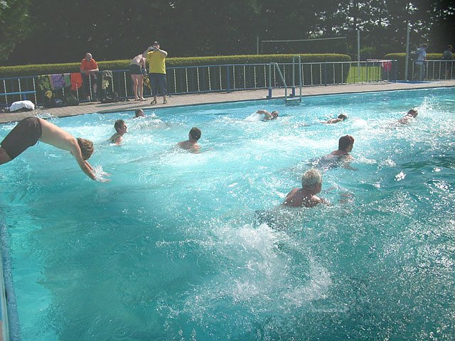 Bild: 24 Stunden Schwimmen 2008