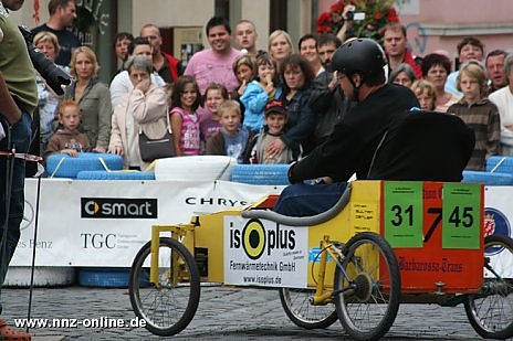 Bild: Seifenkiste beim Altstadtrennen