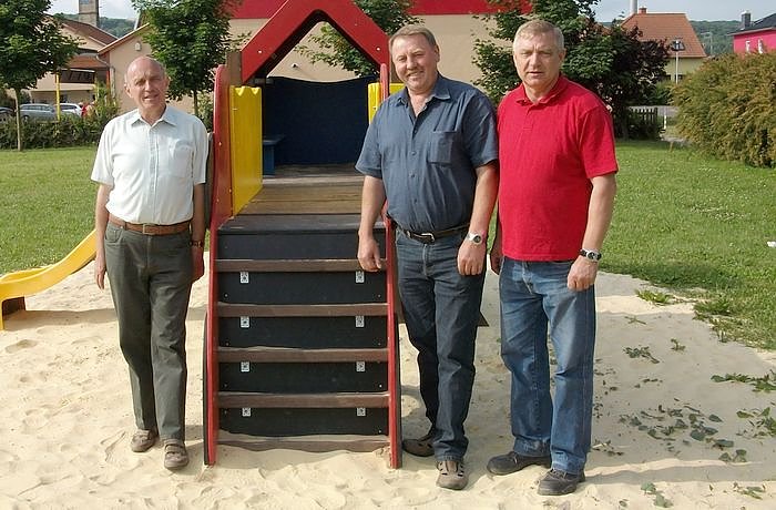 Bild: &Uuml;bergeben