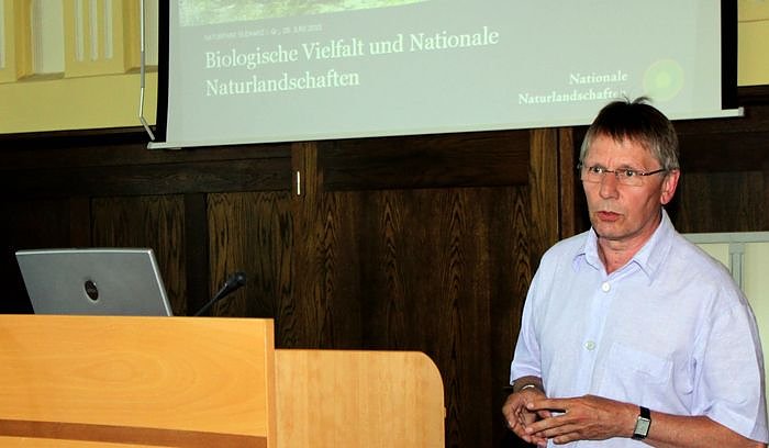 Bild: Nonnen beim Vortrag