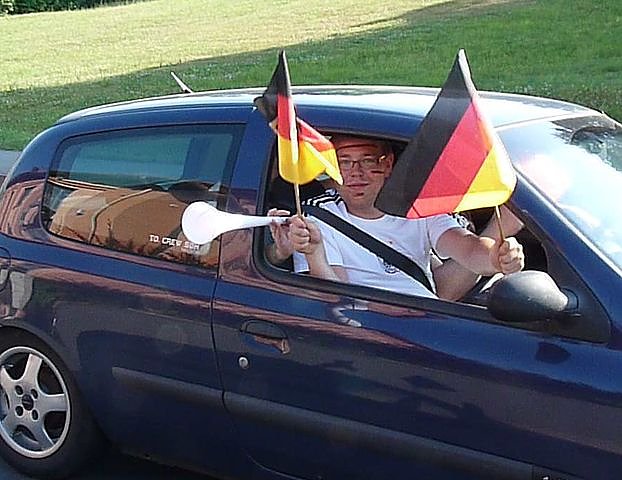 Bild: Wieder Autokorso
