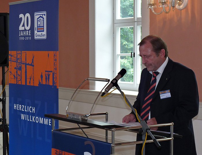 Bild: 20 Jahre HTI Hoch-, Tief- und Industriebau GmbH Greu&szlig;en