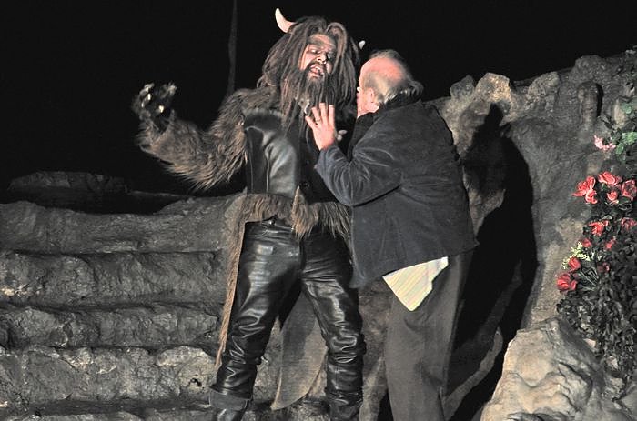 Bild: Theater in der Unterwelt