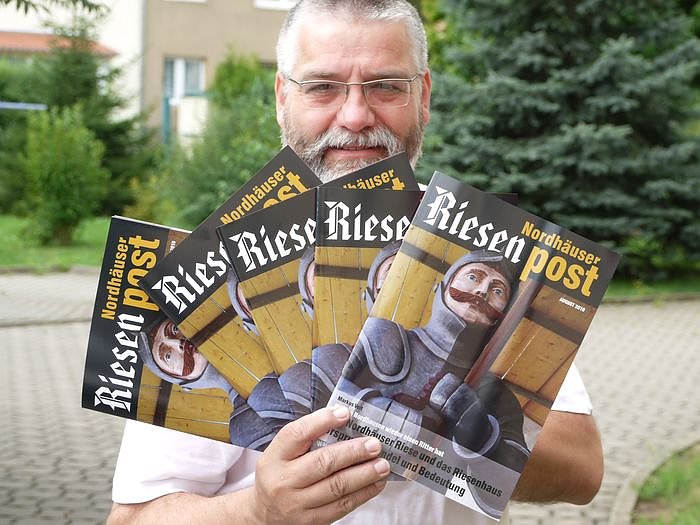 Bild: Garke mit der Riesenpost