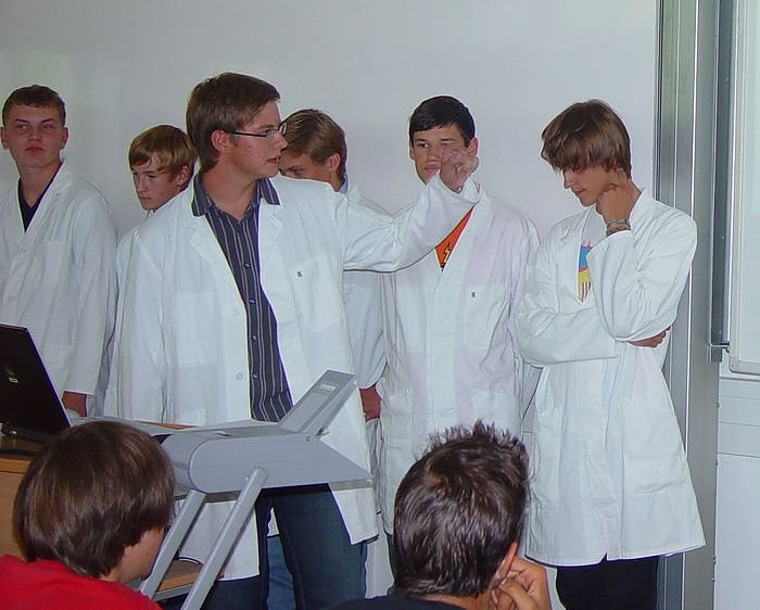 Bild: Interessierte Sch&uuml;ler