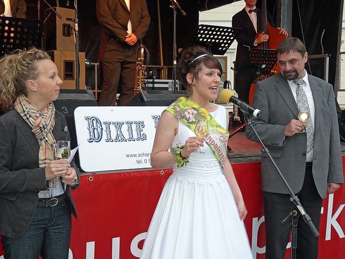 Bild: Weinfest gestartet
