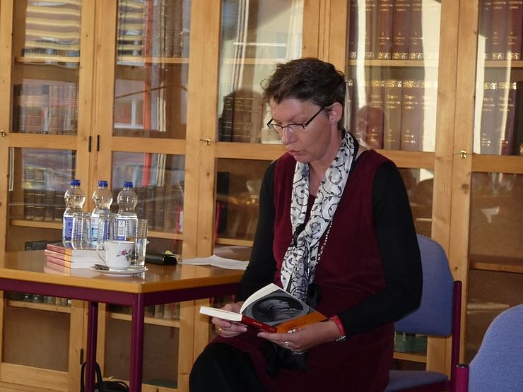 Bild: Wezel- Biographie vorgestellt