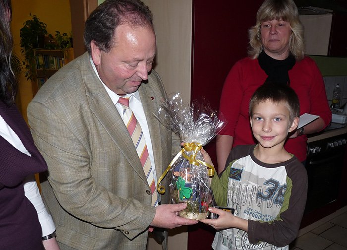 Bild: Spende an Kinderheim Ebeleben