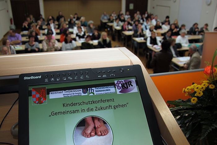 Bild: Konferiert