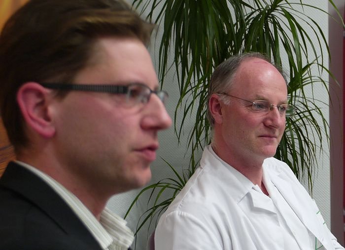 Bild: Guido Hage (Vordergrund), Dr. Matthias Brucke