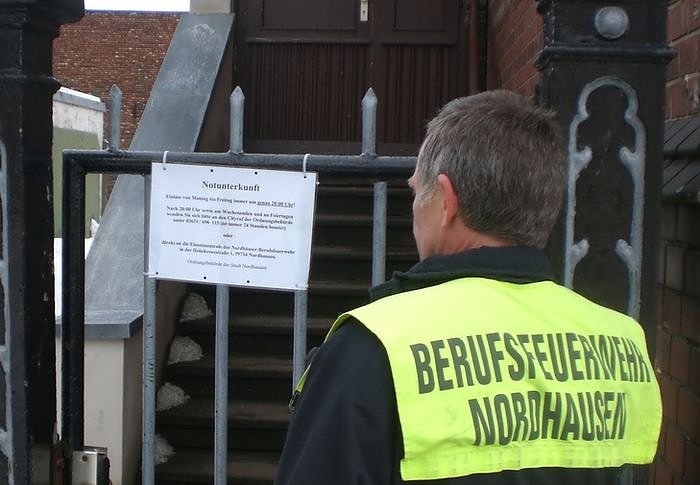 Bild: Hinweise in der Ullrichstra&szlig;e