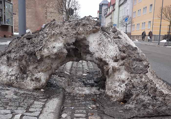Bild: Schneebr&uuml;cke in Sondershausen