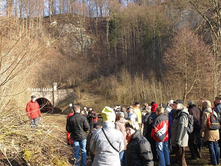 Bild: Wandersaison er&ouml;ffnet