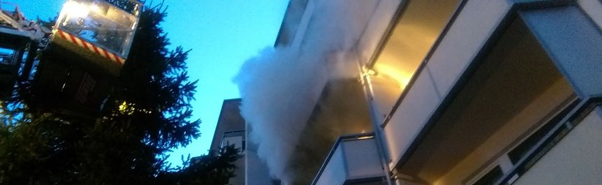 Bild: Brand in der Blumenstra&szlig;e