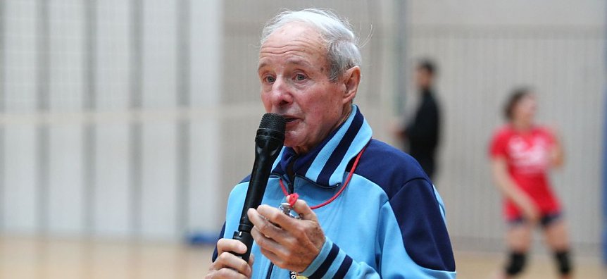 Bild: Otto Braune bei Volleyball-Turnier 2013