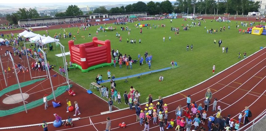 Bild: Blick auf den Hohekreuzsportplatz