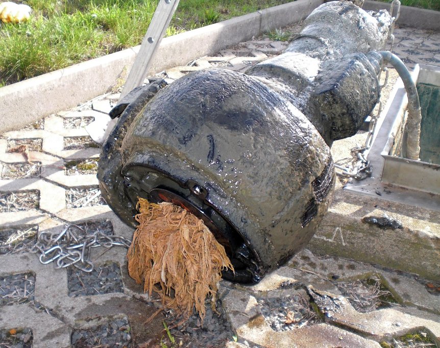 Bild: Verstopfte Schmutzwasserpumpe